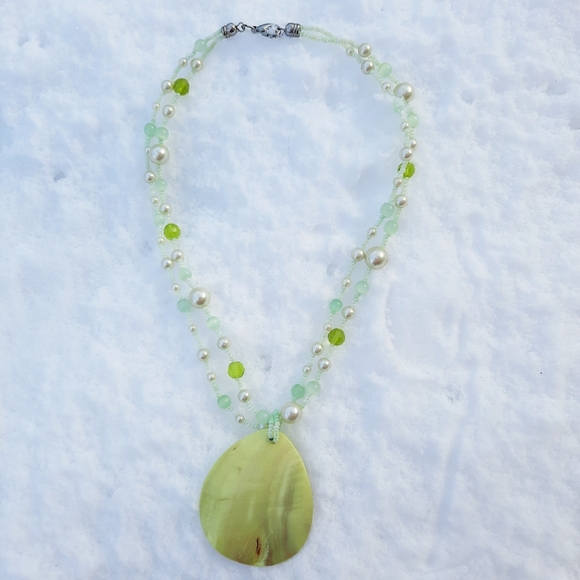 Glass Bead & Shell Necklace - Picture 1 of 10